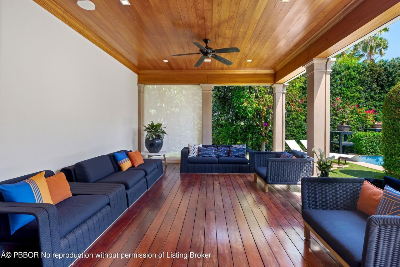 1053 N Lake Way, Palm Beach, FL 33480 Photo