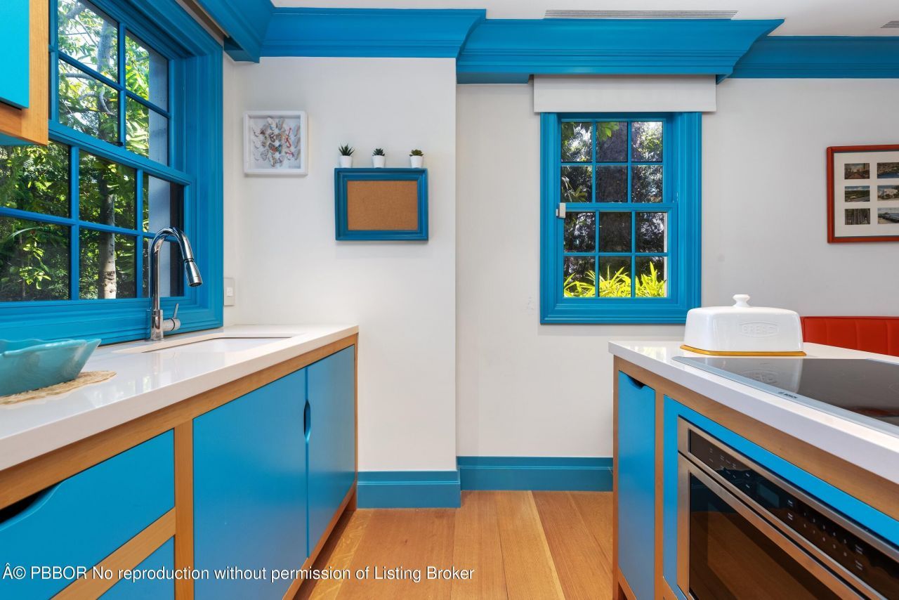 1053 N Lake Way, Palm Beach, FL 33480 Photo