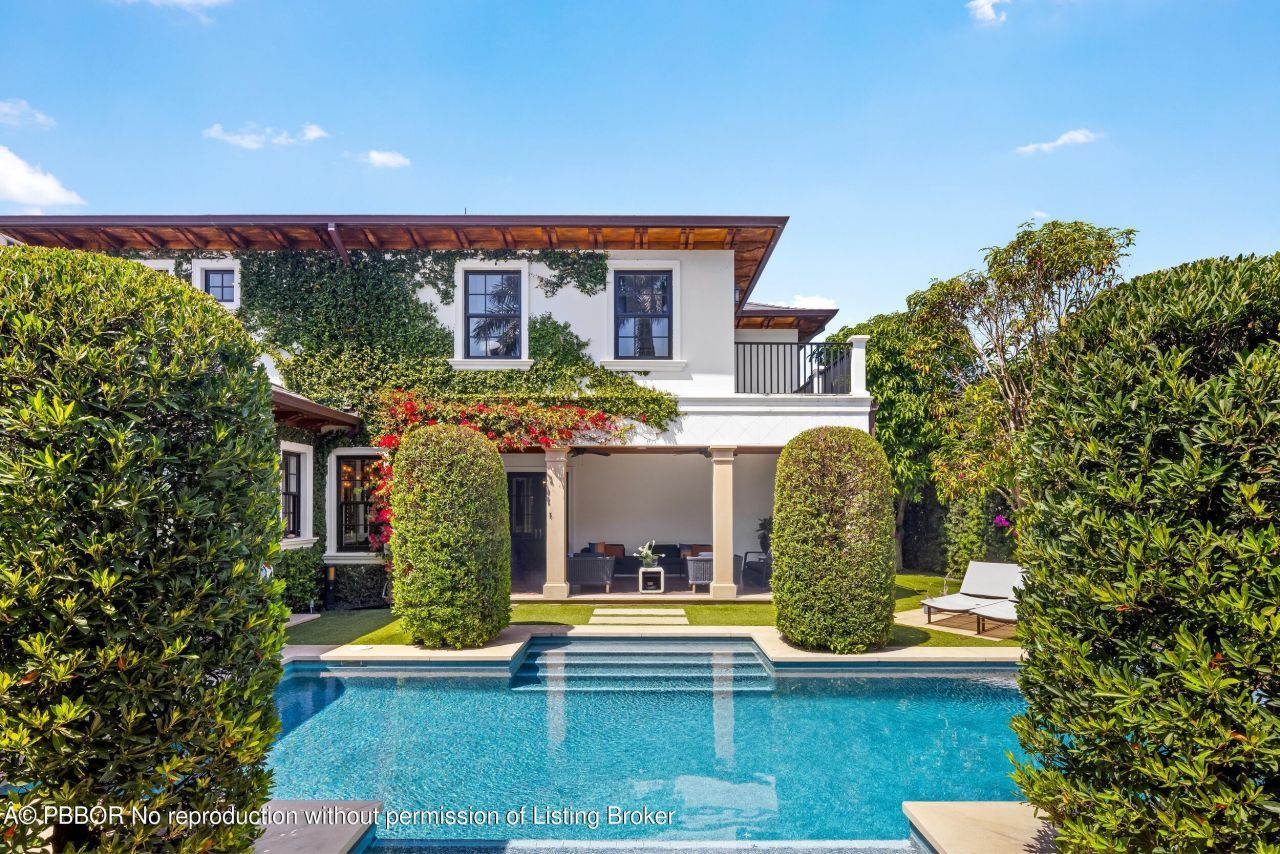 1053 N Lake Way, Palm Beach, FL 33480 Photo