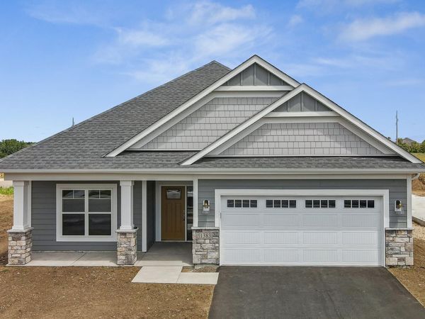 1813 Arrowhead Street, Shakopee, MN 55379