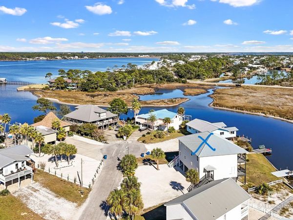 216 Shoreland Circle, Unit B, Gulf Shores, AL 36542