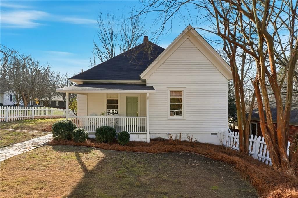 1966 Butler Way Nw, Atlanta, GA 30318 Main Photo