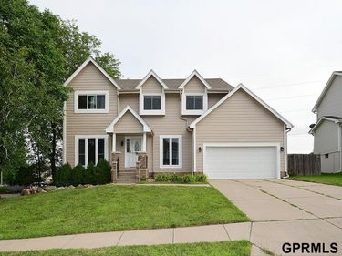 16130 Parker Street, Omaha, NE 68118