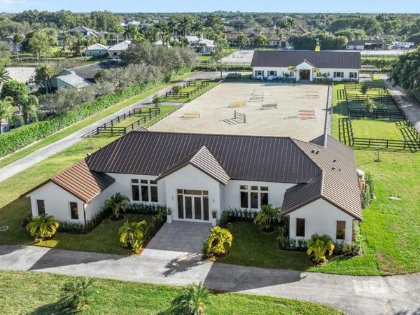 2889 Appaloosa Trail, Wellington, FL 33414