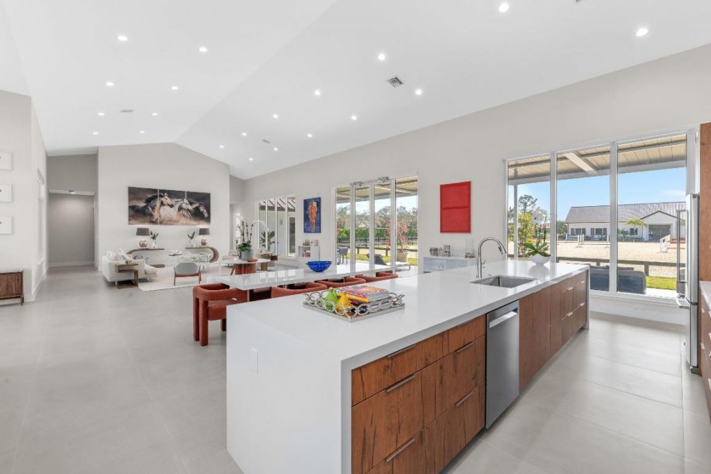 2889 Appaloosa Trail, Wellington, FL 33414 Photo