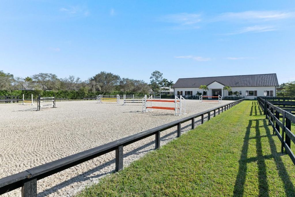 2889 Appaloosa Trail, Wellington, FL 33414 Photo