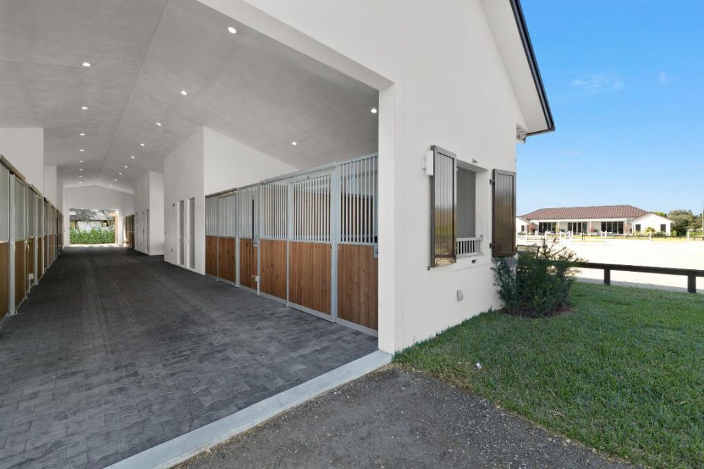 2889 Appaloosa Trail, Wellington, FL 33414 Photo