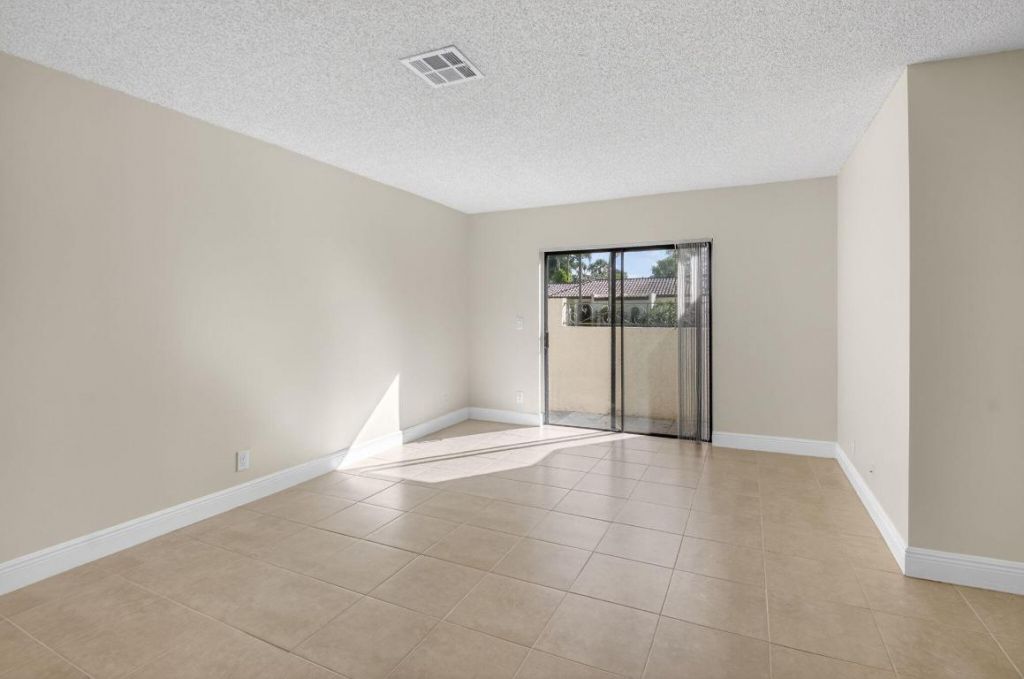 3143 Kingswood Terrace, Unit 3143, Boca Raton, FL 33431 Photo