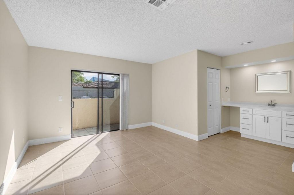 3143 Kingswood Terrace, Unit 3143, Boca Raton, FL 33431 Photo