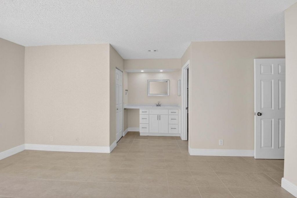3143 Kingswood Terrace, Unit 3143, Boca Raton, FL 33431 Photo