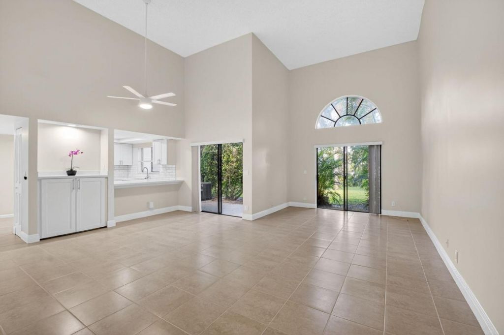 3143 Kingswood Terrace, Unit 3143, Boca Raton, FL 33431 Photo