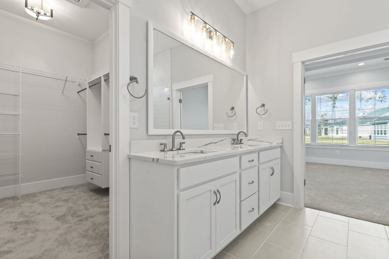 2034 Comradery Way Photo 25