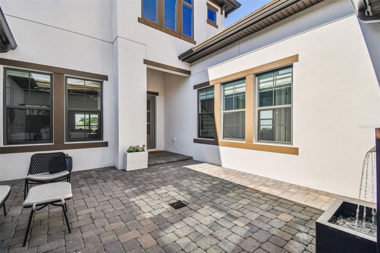 4054 Rocky Shores Drive, Tampa, FL 33634 Photo