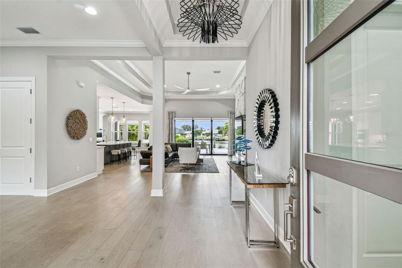 4054 Rocky Shores Drive, Tampa, FL 33634 Photo