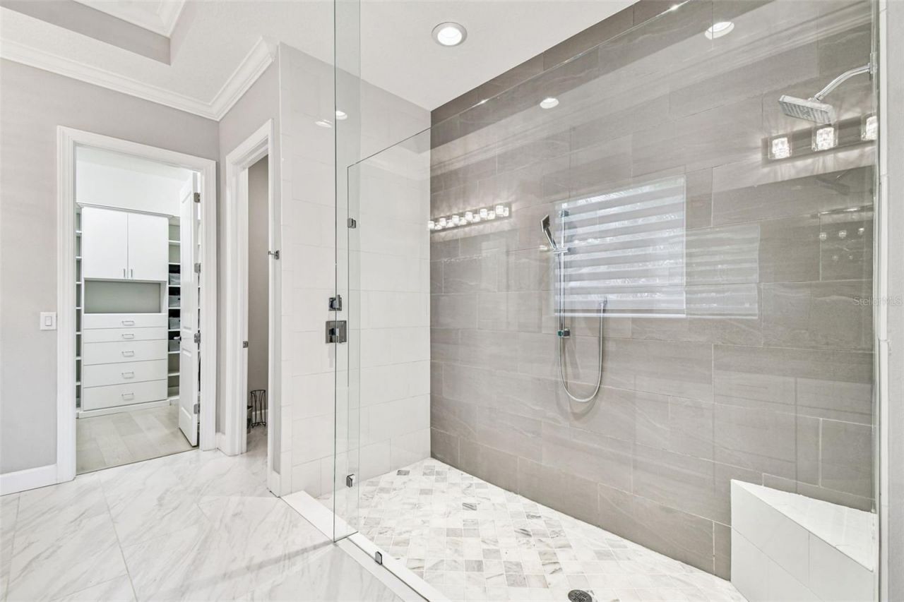 4054 Rocky Shores Drive, Tampa, FL 33634 Photo