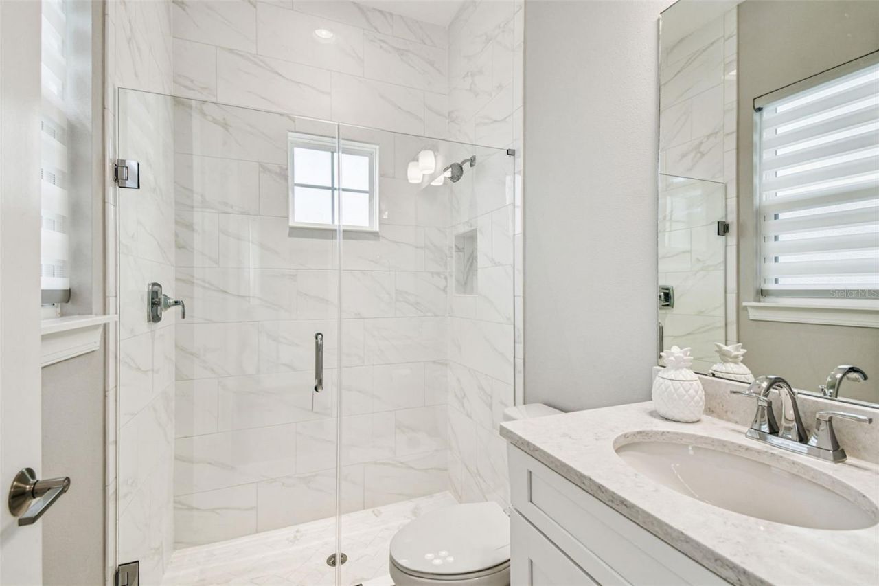 4054 Rocky Shores Drive, Tampa, FL 33634 Photo