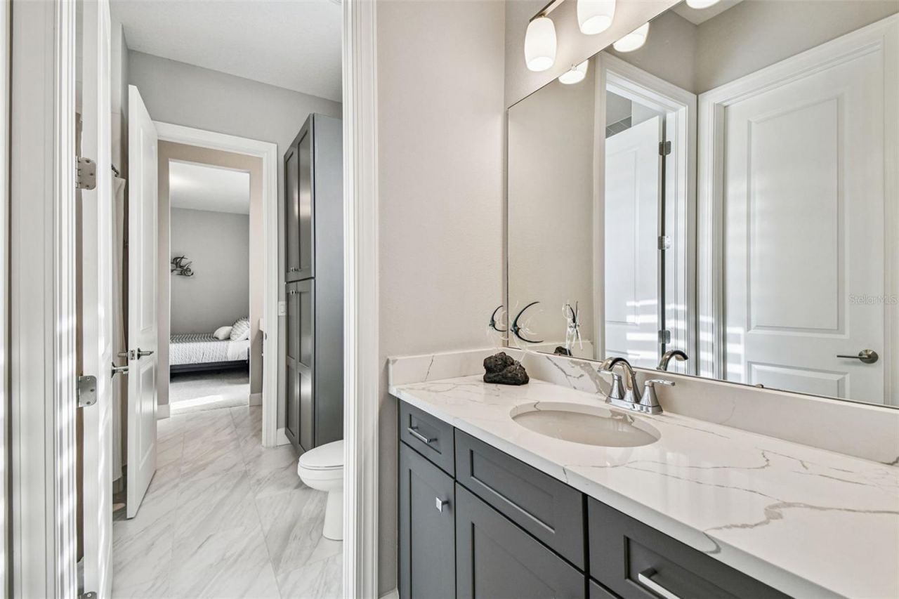 4054 Rocky Shores Drive, Tampa, FL 33634 Photo