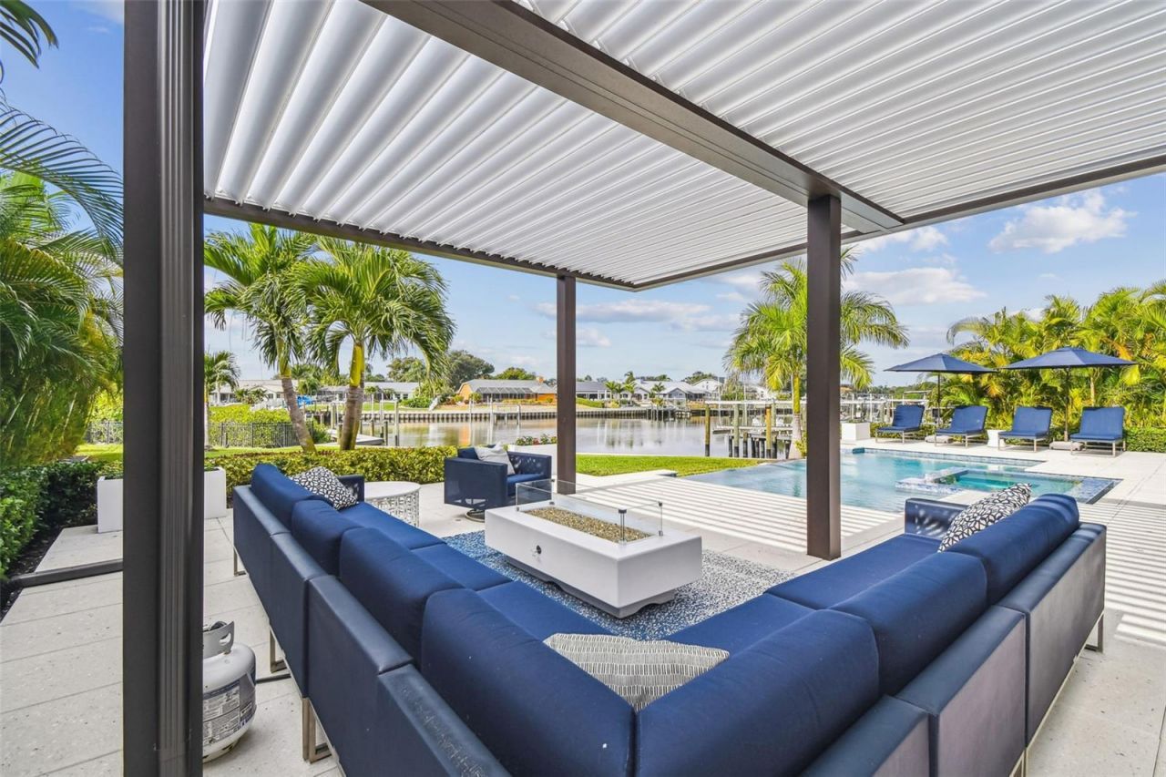 4054 Rocky Shores Drive, Tampa, FL 33634 Photo