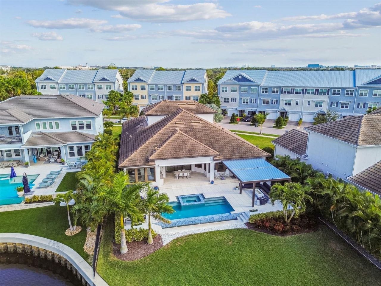 4054 Rocky Shores Drive, Tampa, FL 33634 Photo