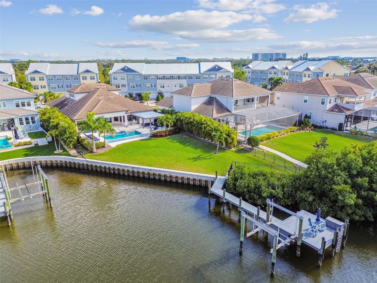 4054 Rocky Shores Drive, Tampa, FL 33634 Photo