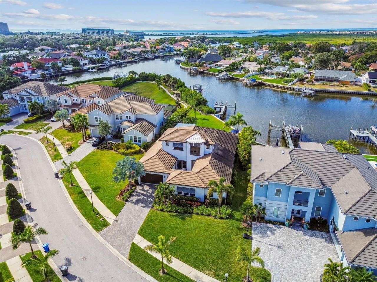 4054 Rocky Shores Drive, Tampa, FL 33634 Photo