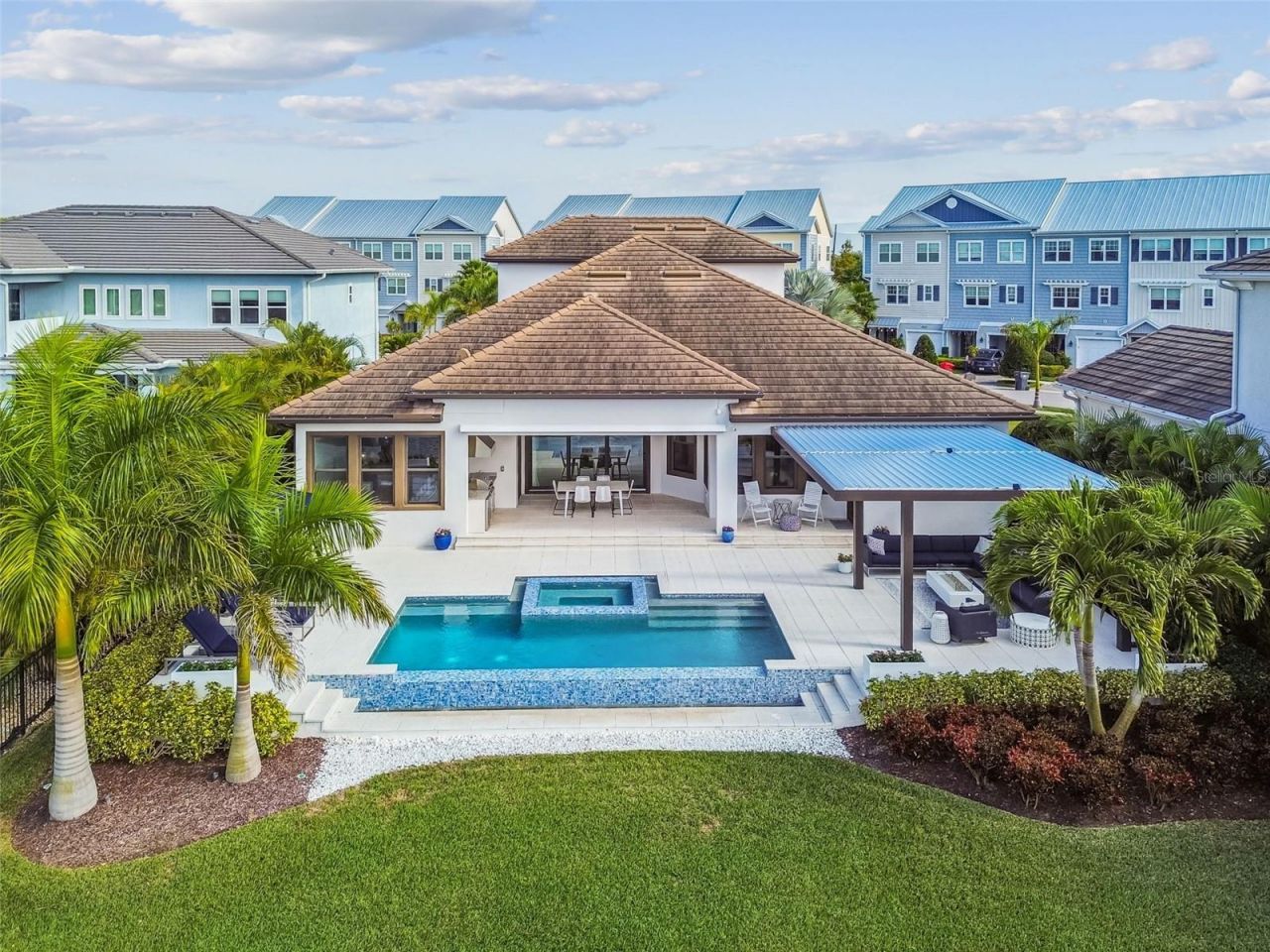 4054 Rocky Shores Drive, Tampa, FL 33634 Photo