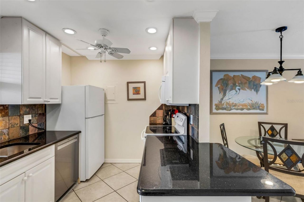 5661 Midnight Pass Road, Unit 401, Sarasota, FL 34242 Photo