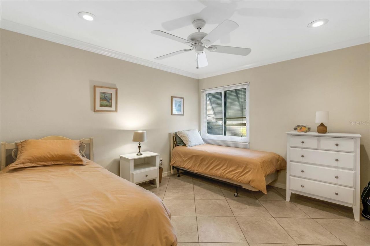 5661 Midnight Pass Road, Unit 401, Sarasota, FL 34242 Photo