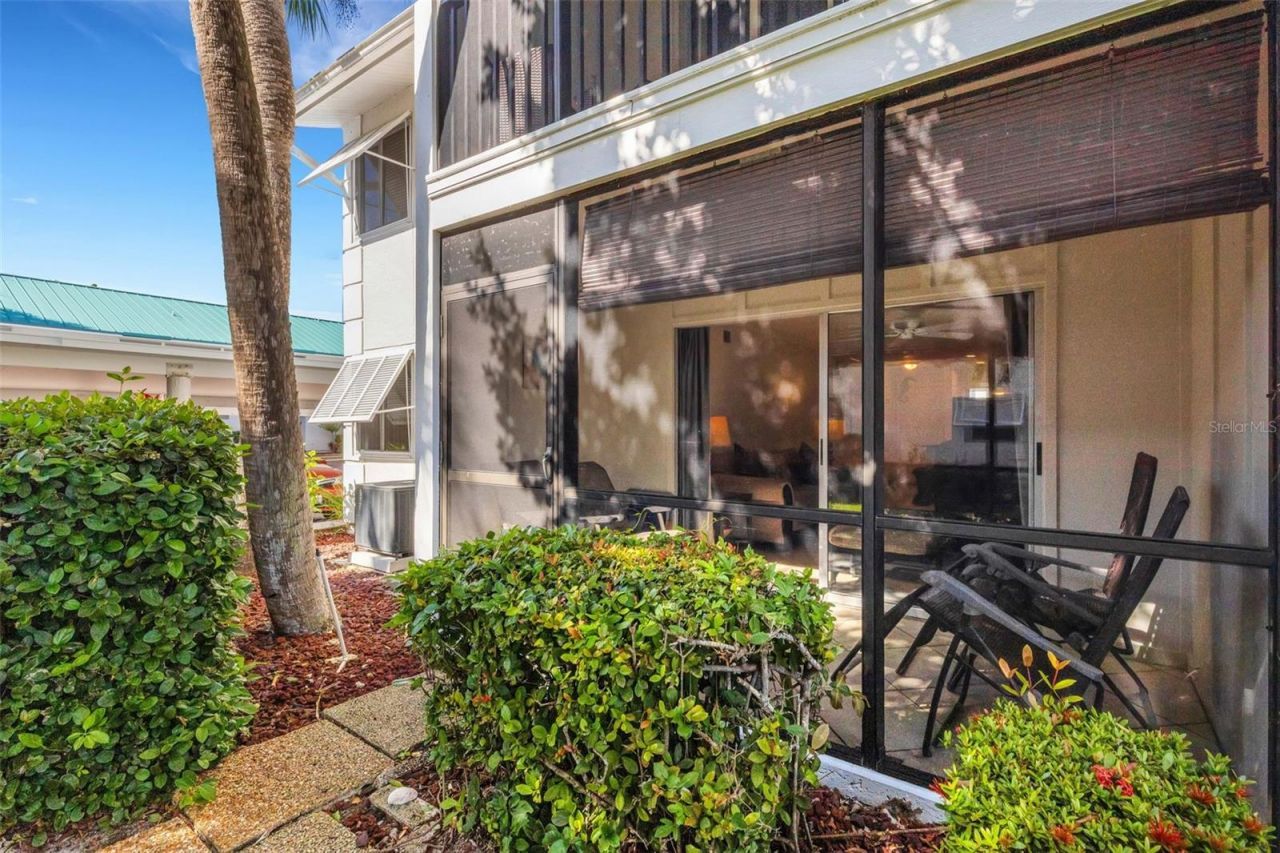 5661 Midnight Pass Road, Unit 401, Sarasota, FL 34242 Photo