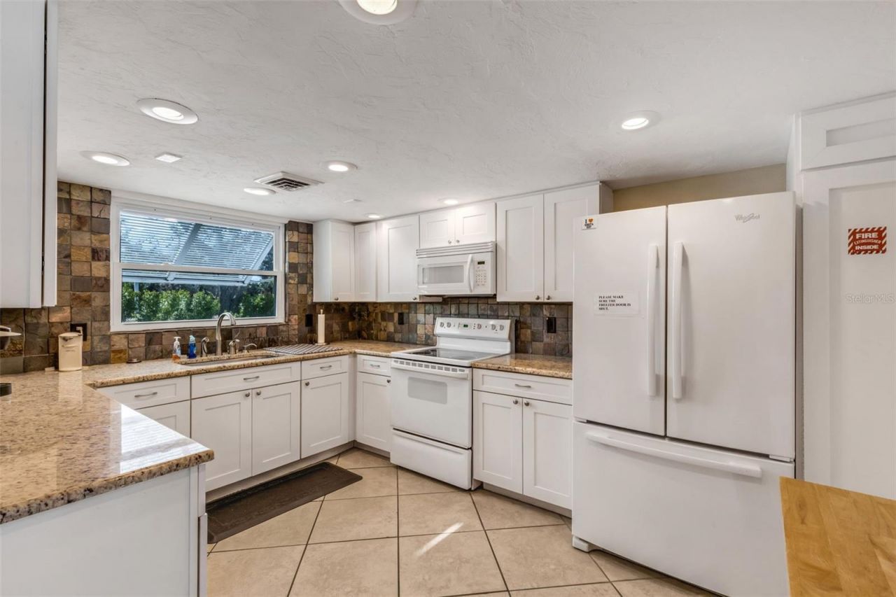 5661 Midnight Pass Road, Unit 401, Sarasota, FL 34242 Photo