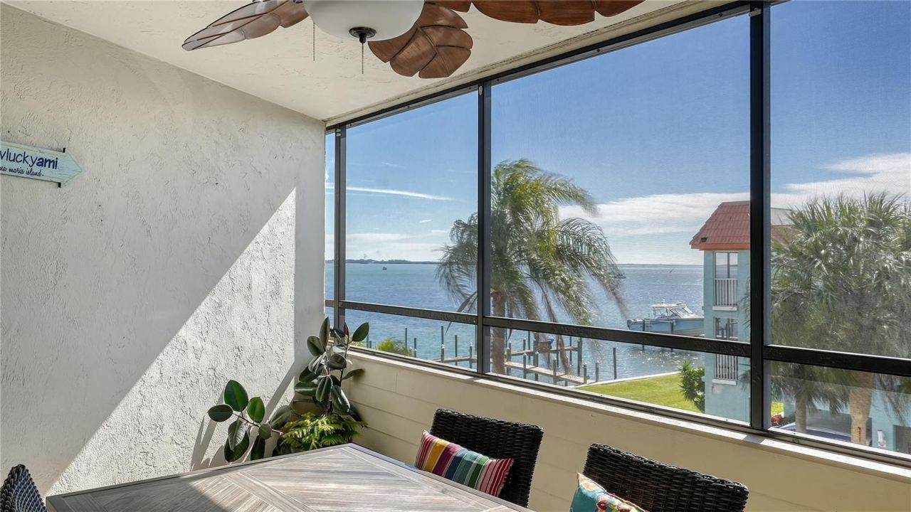 108 9th Street S, Unit E, Bradenton Beach, FL 34217 Main Photo