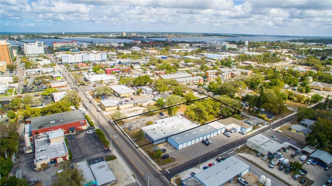 1027 9th Street W, Bradenton, FL 34205 Photo