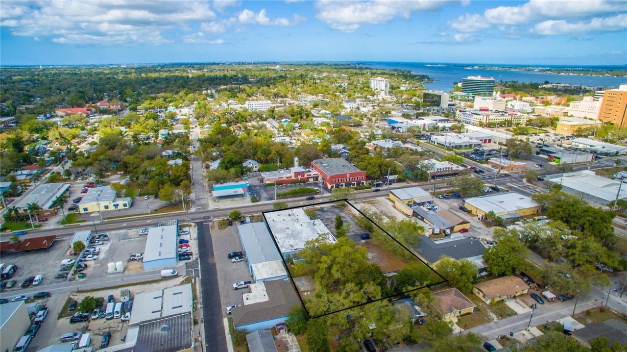 1027 9th Street W, Bradenton, FL 34205 Photo