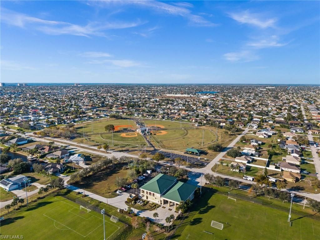 241 SW 40th St, Cape Coral, FL 33914 Photo