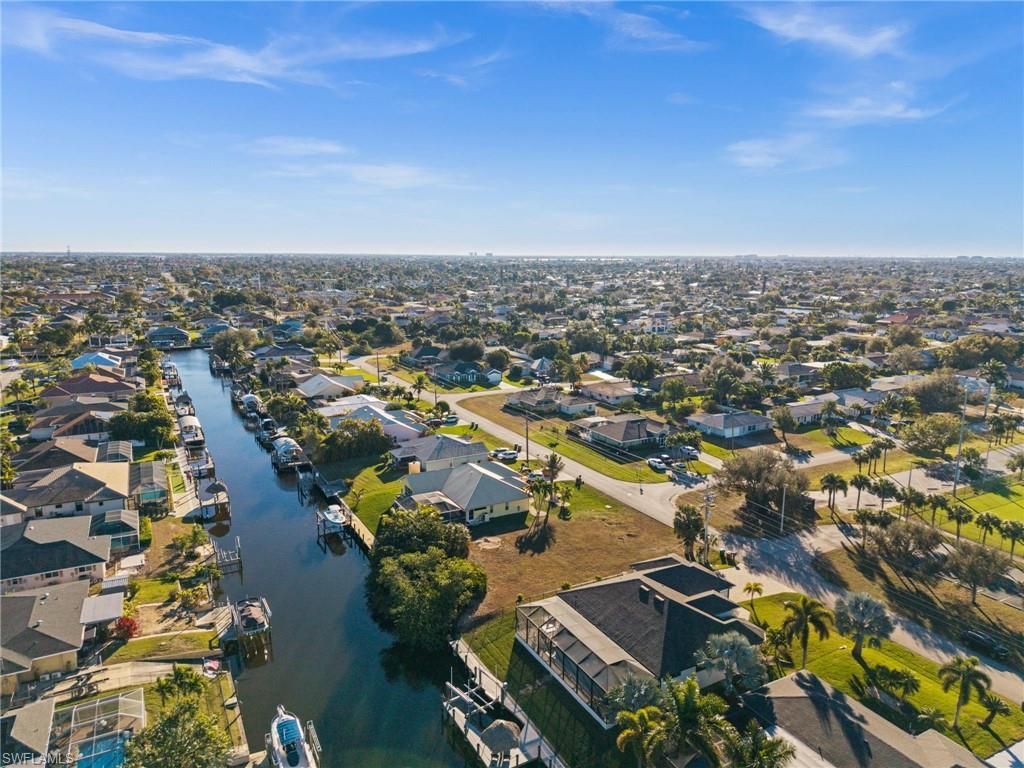 241 SW 40th St, Cape Coral, FL 33914 Photo