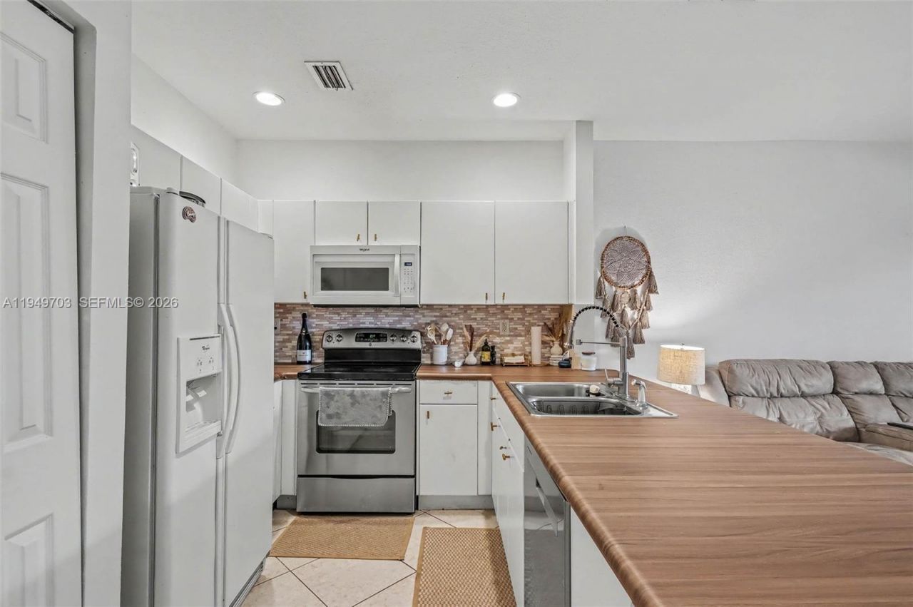 5719 NW 114th Ct, Unit 105, Doral, FL 33178 Photo