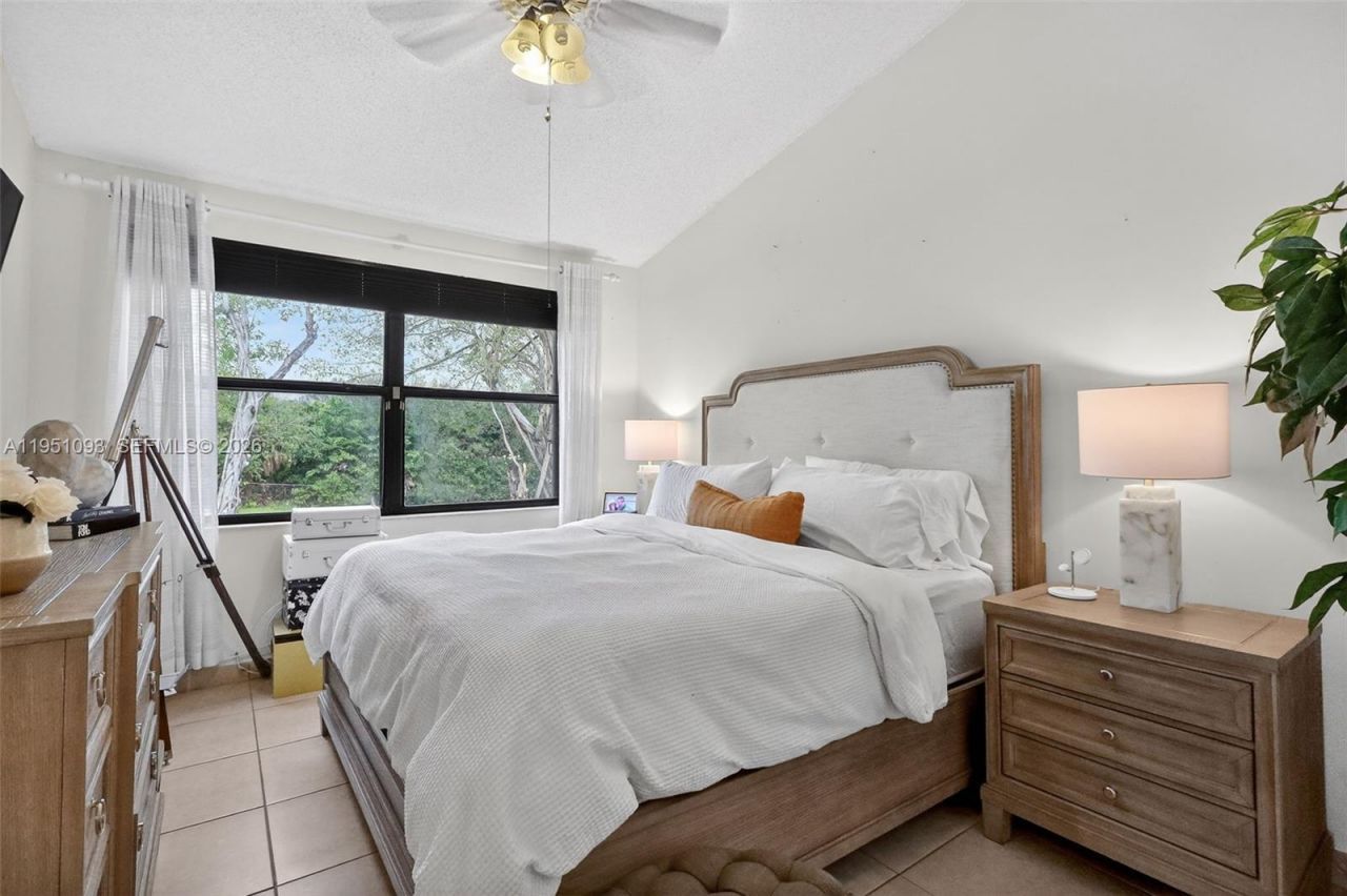 15505 N Miami Lakeway N, Unit 201, Miami Lakes, FL 33014 Photo