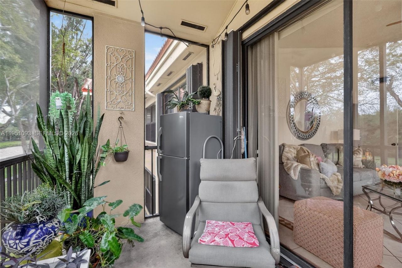 15505 N Miami Lakeway N, Unit 201, Miami Lakes, FL 33014 Photo