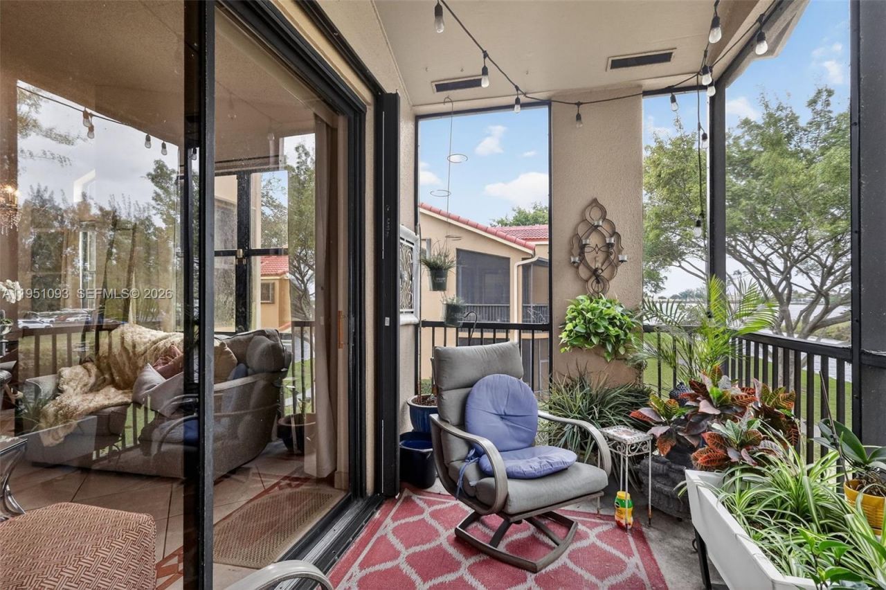 15505 N Miami Lakeway N, Unit 201, Miami Lakes, FL 33014 Photo