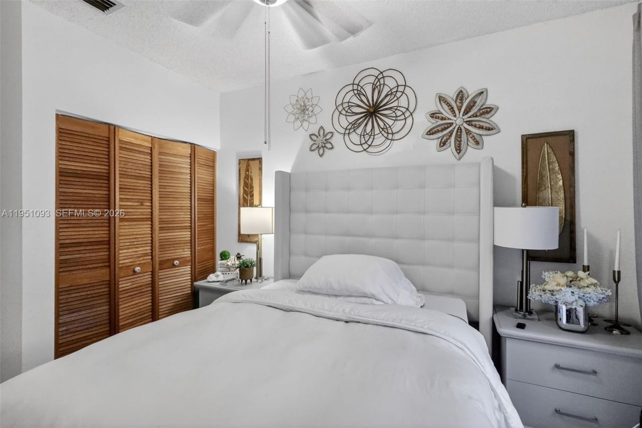 15505 N Miami Lakeway N, Unit 201, Miami Lakes, FL 33014 Photo