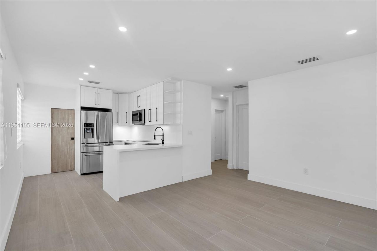 1293 SW 22nd Avenue, Miami, FL 33135 Photo