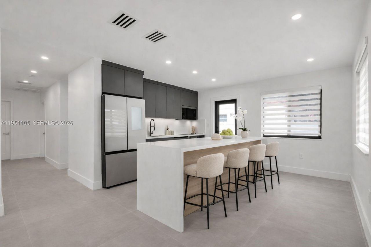 1293 SW 22nd Avenue, Miami, FL 33135 Photo