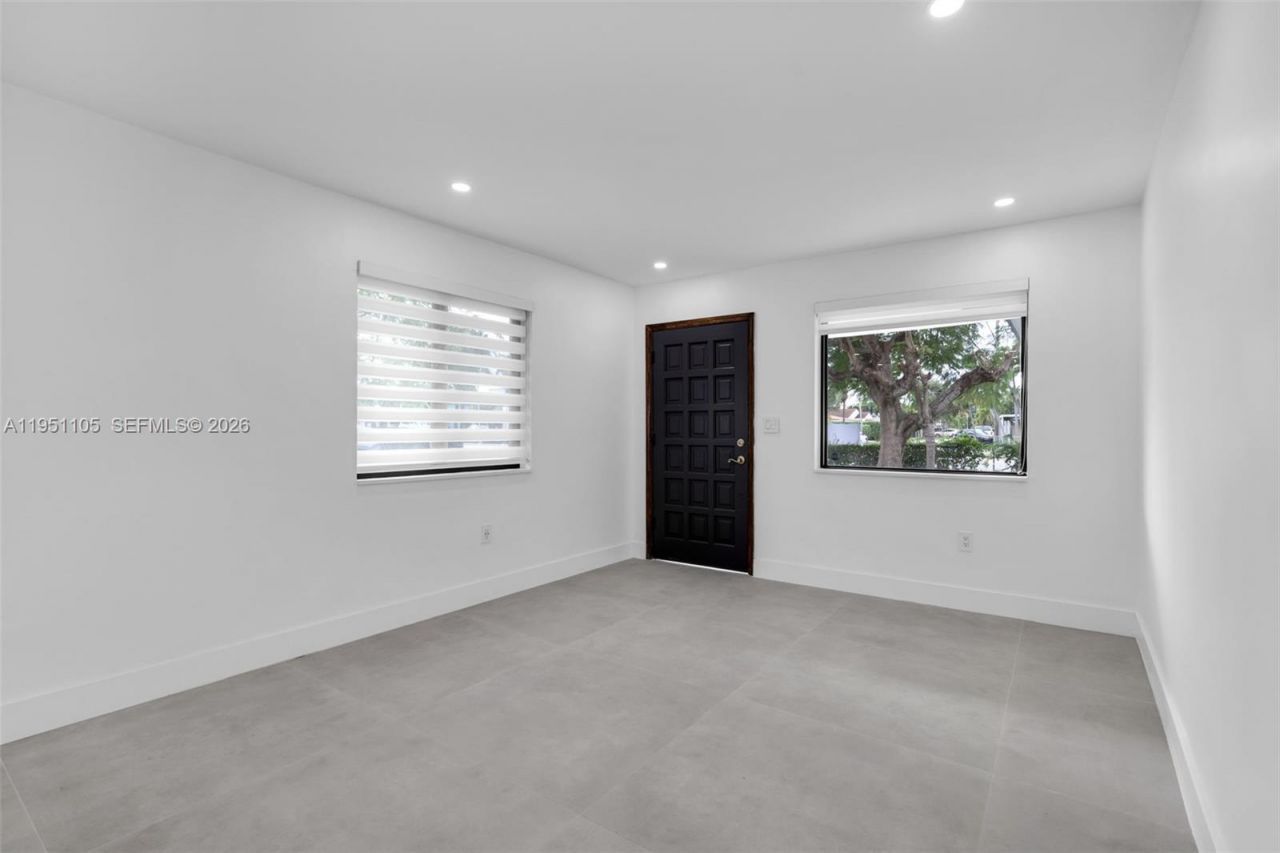 1293 SW 22nd Avenue, Miami, FL 33135 Photo