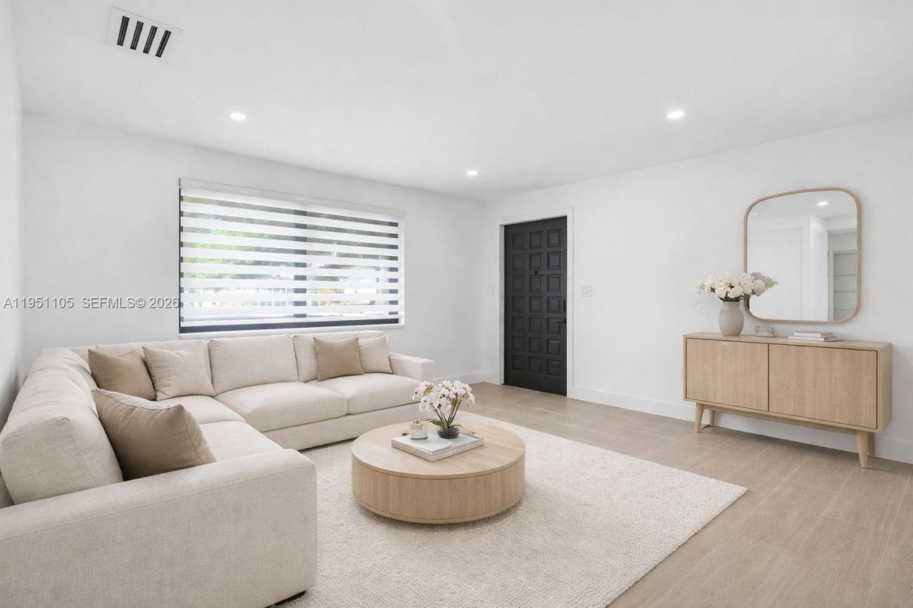 1293 SW 22nd Avenue, Miami, FL 33135 Photo