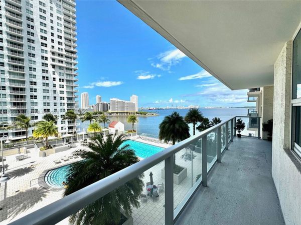 1155 Brickell Bay Dr, Unit 906, Miami, FL 33131