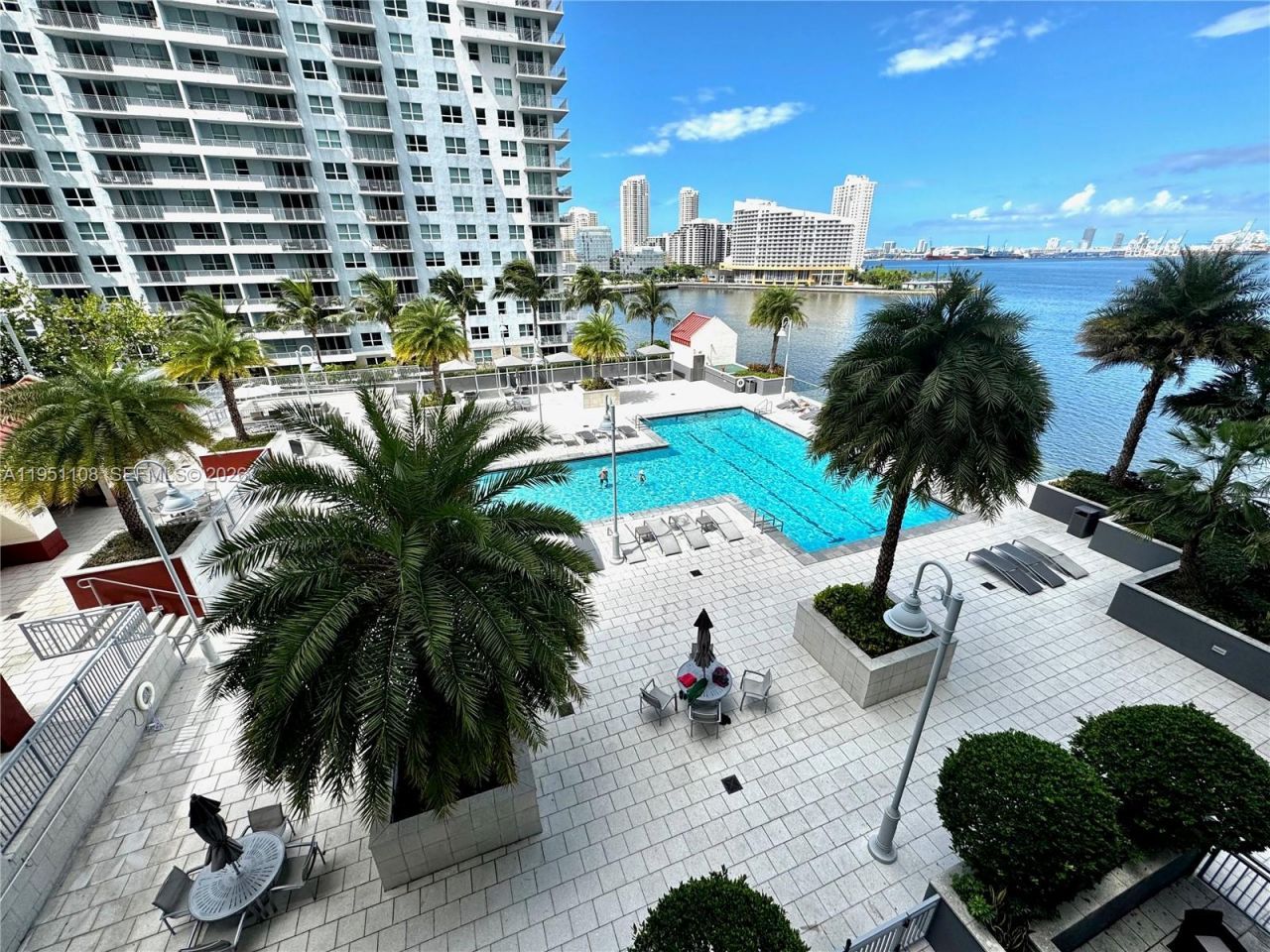1155 Brickell Bay Dr, Unit 906, Miami, FL 33131 Photo