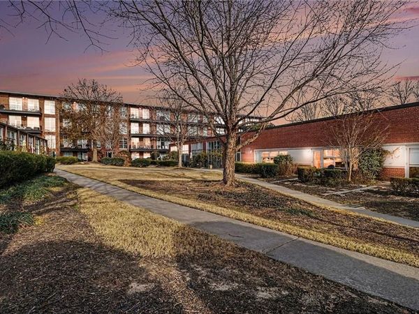 5200 Peachtree Road, Unit 2101, Atlanta, GA 30341