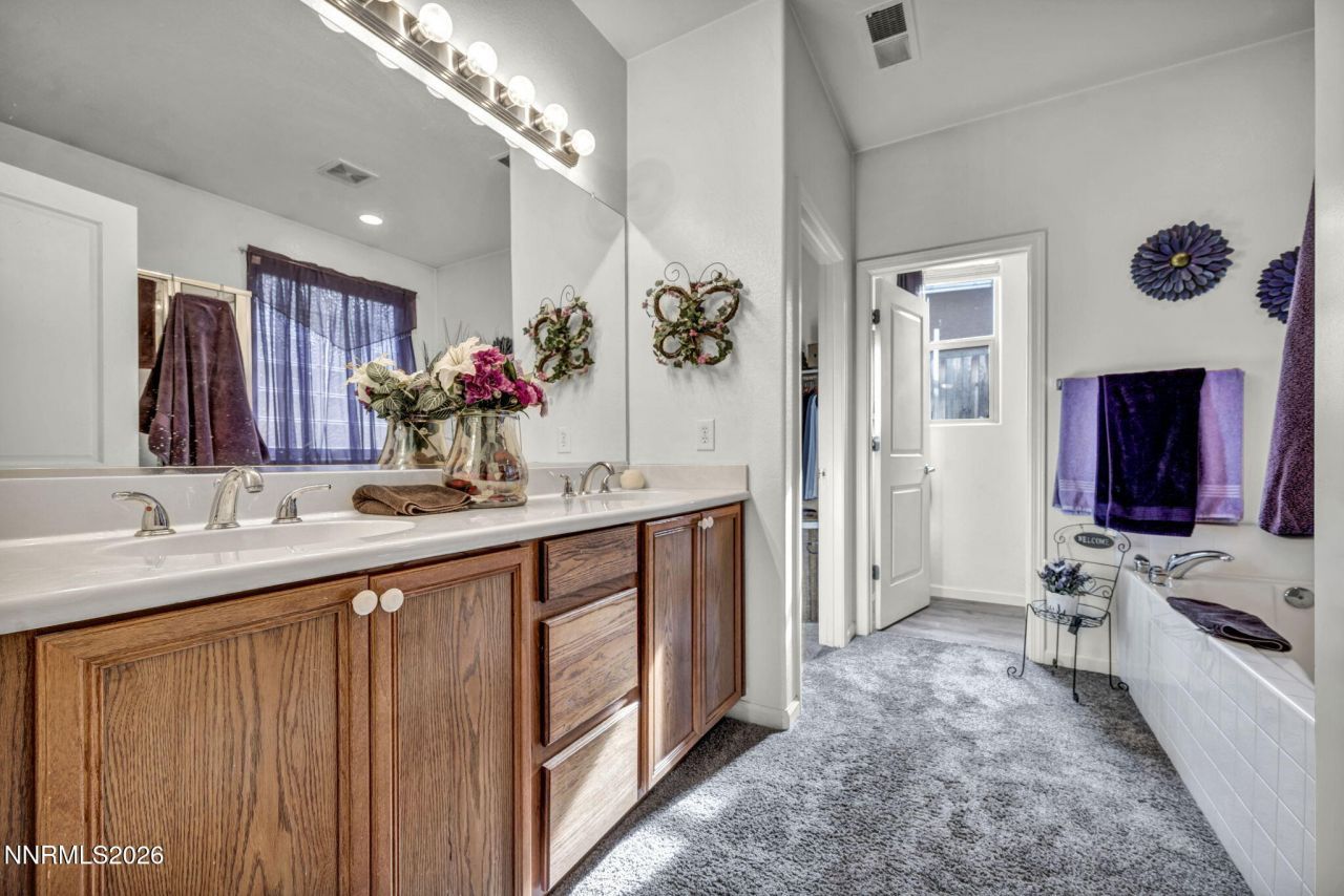 519 N Sand Crane Circle, Sparks, NV 89436 Photo