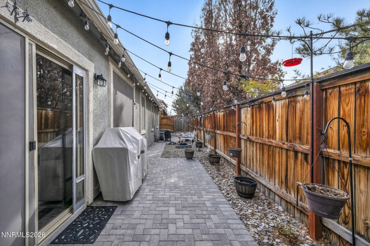 519 N Sand Crane Circle, Sparks, NV 89436 Photo