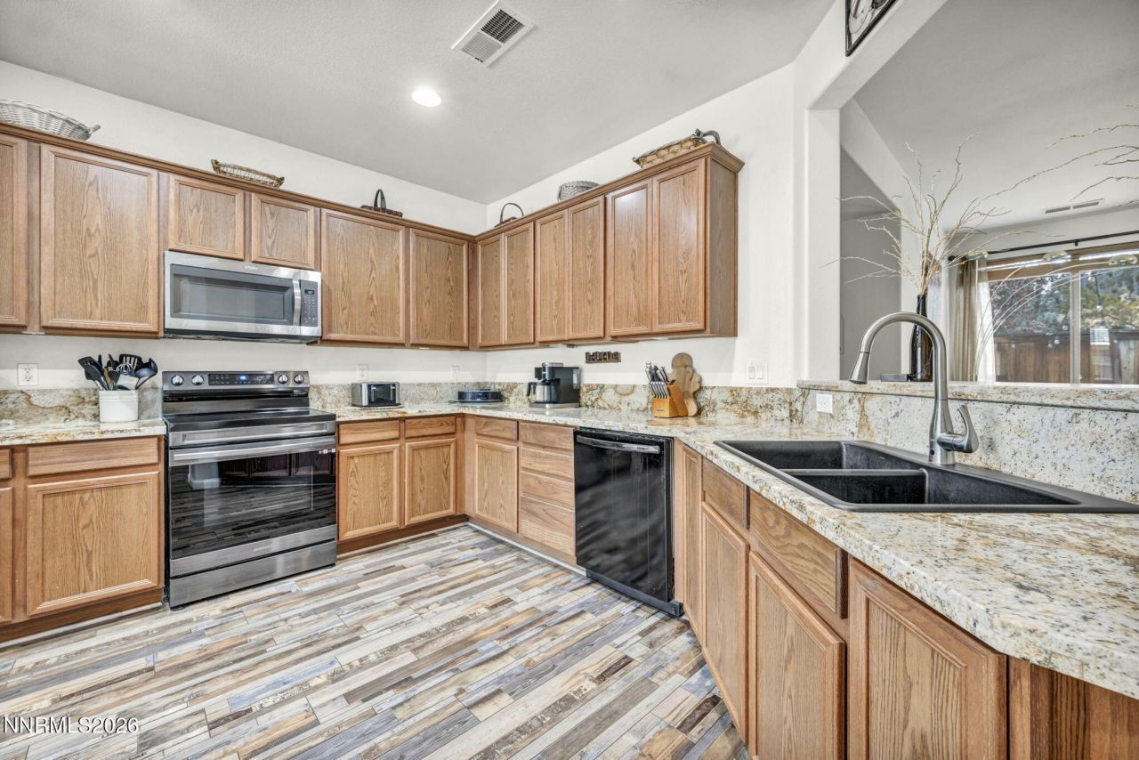 519 N Sand Crane Circle, Sparks, NV 89436 Photo